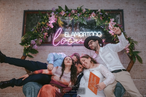 ALICIA  JOSÉ ANTONIO-099