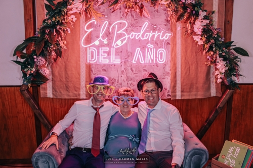 LUISCARMENMARIA-001